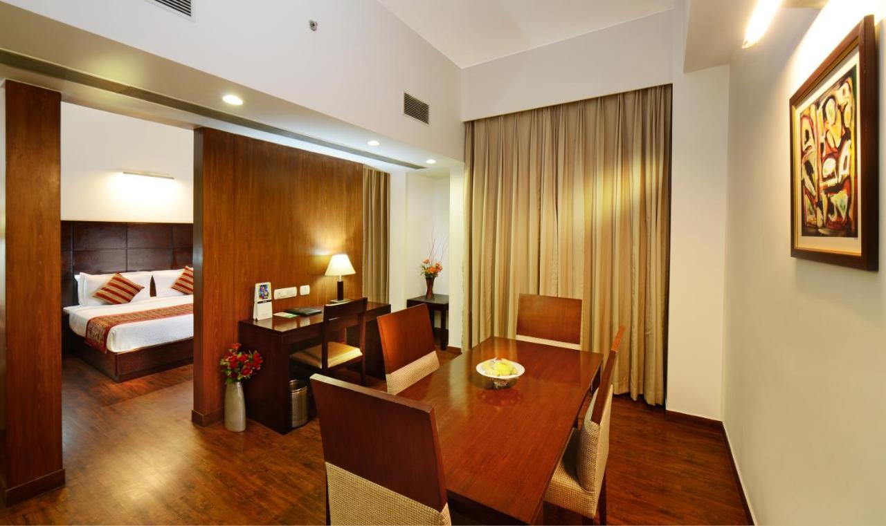 Comfort Inn Tulip Heights 巴廷达 外观 照片
