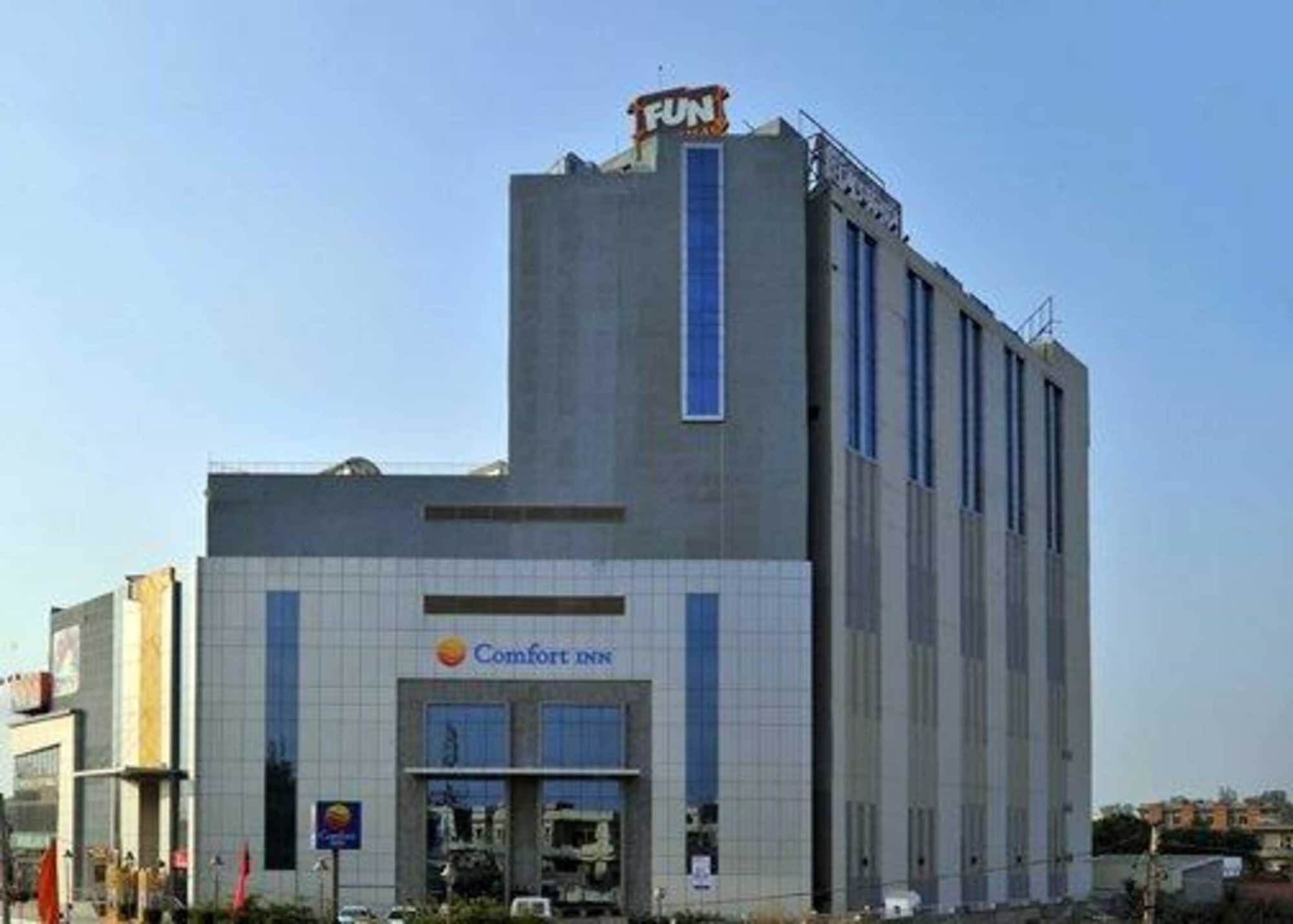 Comfort Inn Tulip Heights 巴廷达 外观 照片